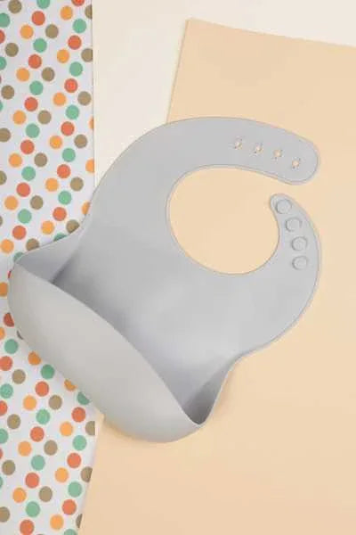 Silicone Bibs - Peekabox