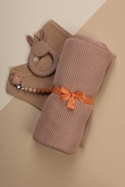 Soft Knitted Baby Blanket - Peekabox